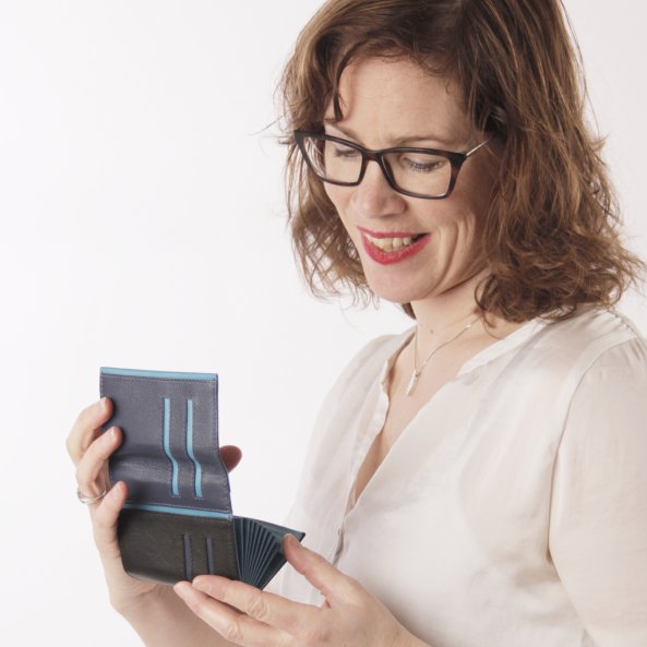 Leren creditcardhoesje veel vakjes vierkant_MG_5717.jpg