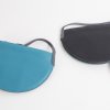 turquoise tas met donkergrijs en grijze schouderband luxe afwerking met ritssluiting en ritsvak mobi