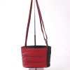 leren crossover schoudertas zwart-felrood-paarse lijntjes design leren tas Helsinki medium van Kristas tassen.jpg