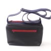 dutch designer tas zwart felrood leren Kristas met verstelbare schouderband model Vihti.jpg