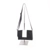 crossbodytas van zwart leer met wit frontje van Kristas - model France medium.jpg